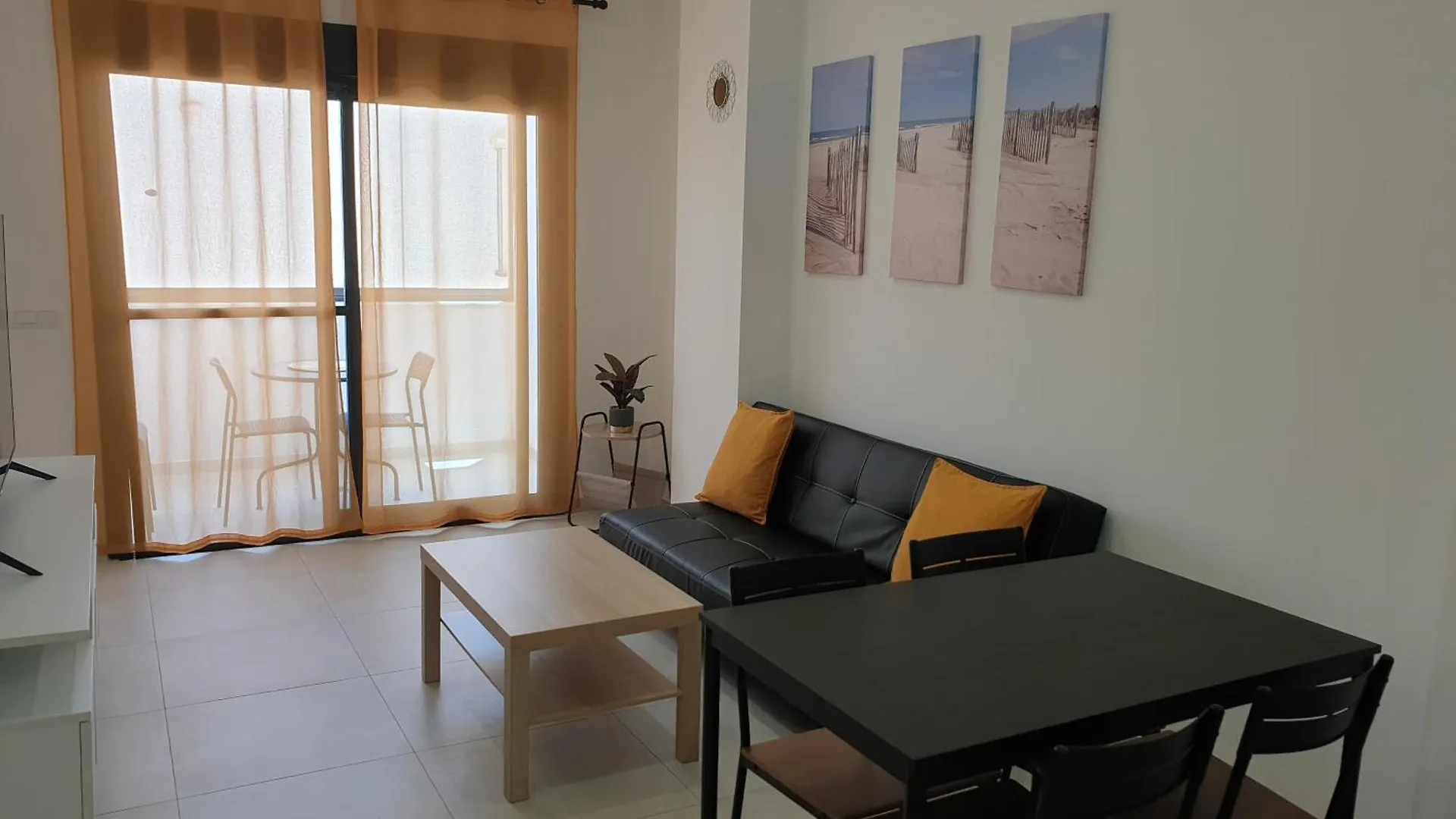 Apartamentos لا كالا ذي ميخاس إسبانيا